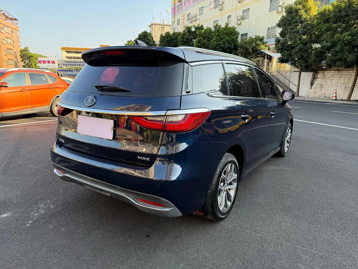 BYD Song MAX 2019 1.5T Auto Smart Connect Progressive 7-seater China V фото 13