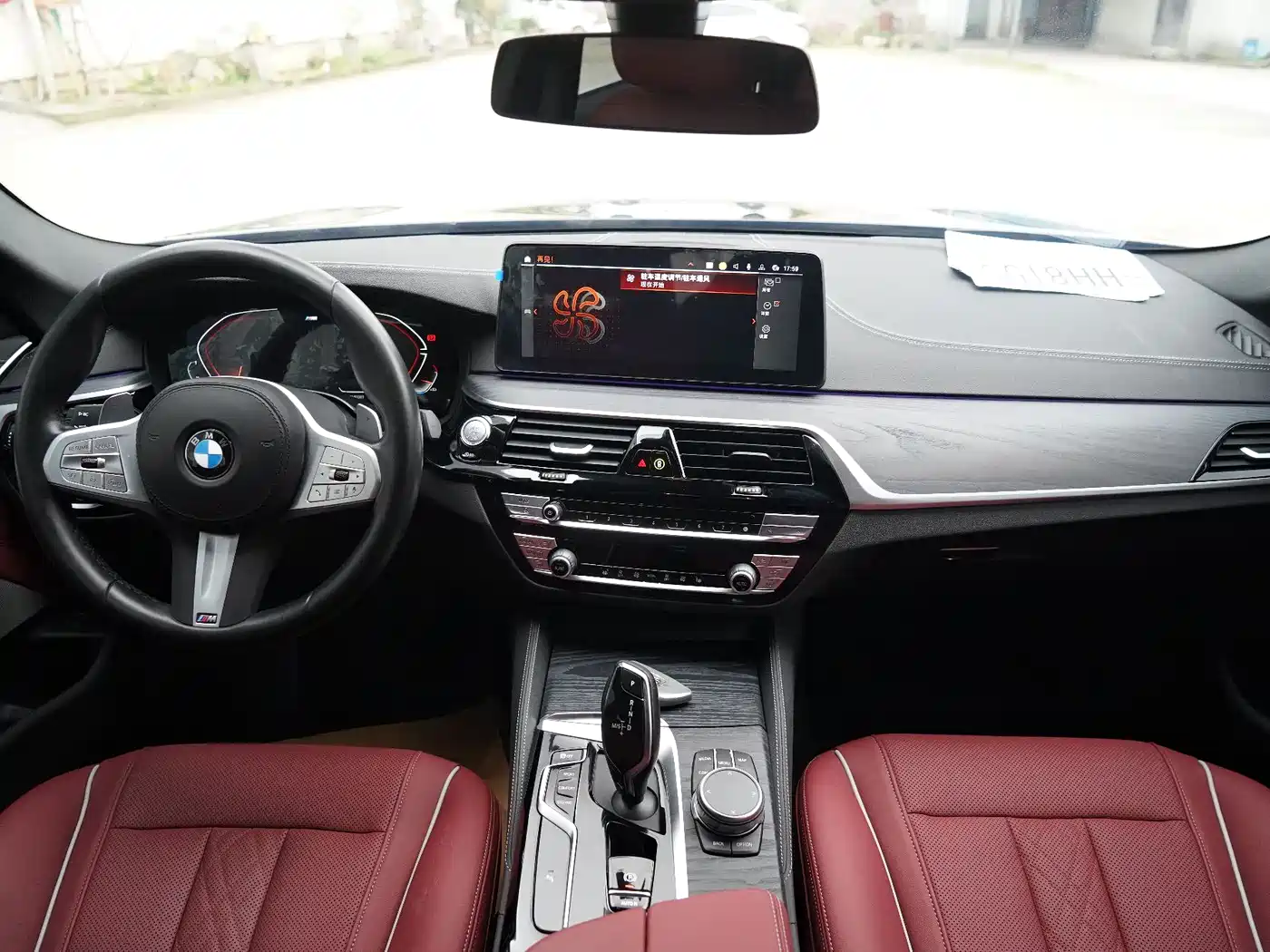 BMW 5 Series 2023 Facelift 530Li Leading M Sport Package фото 4