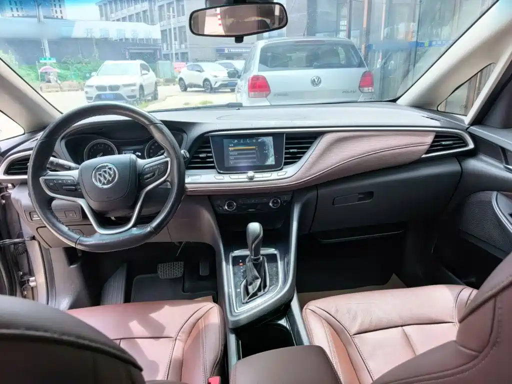 Фото 10 - Buick GL6