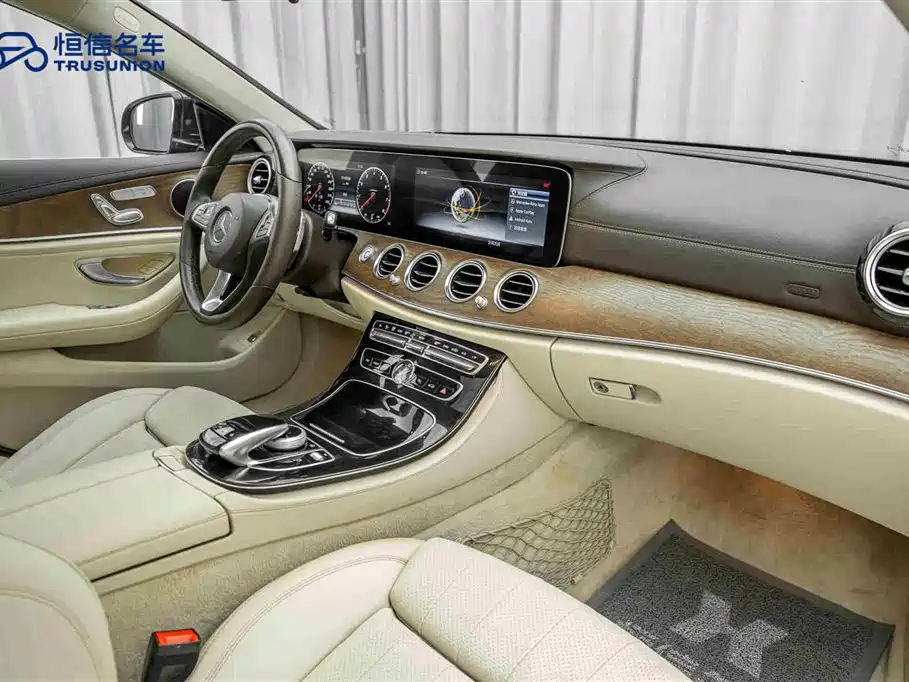 Mercedes-Benz E-Class 2018 E 200 L фото 14