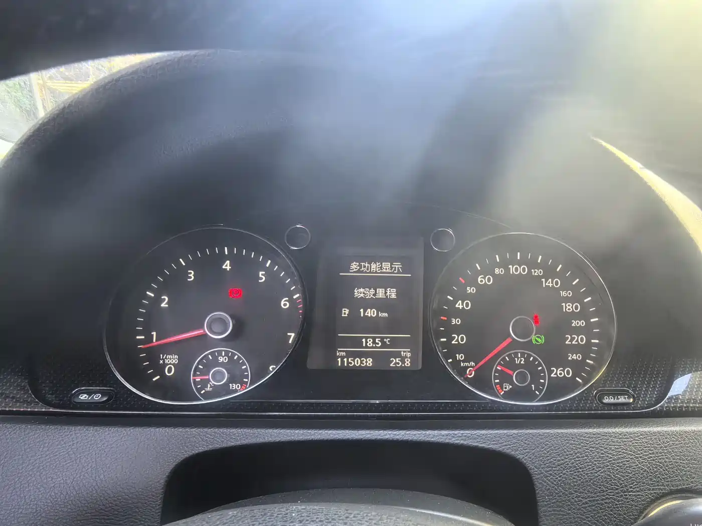 Volkswagen Magotan 2015 1.8TSI Luxury фото 17