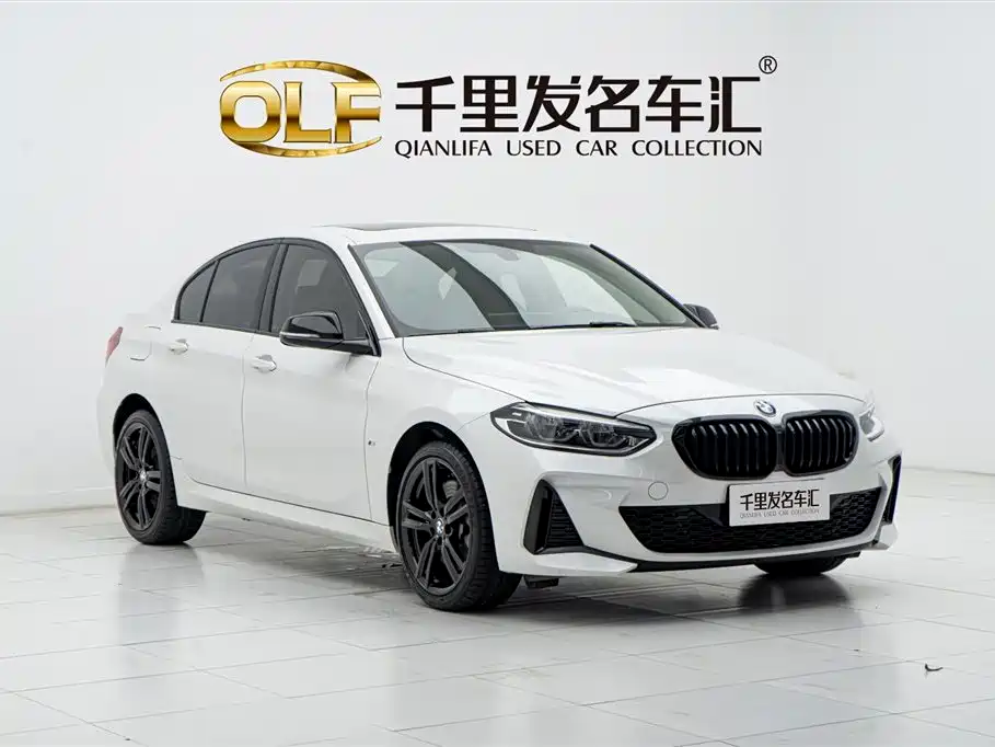 BMW 1-SERIES