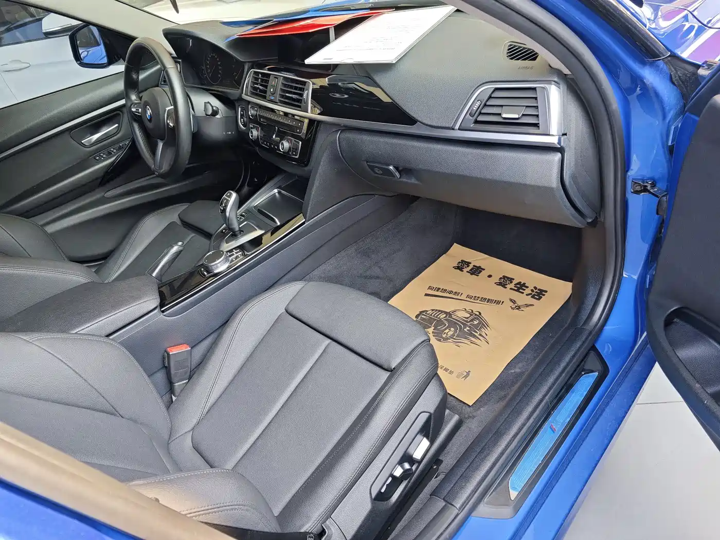 BMW 3 Series 2019 320Li M Sport Package фото 9