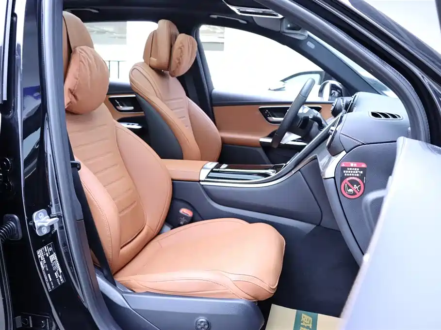 Mercedes-Benz GLC 2023 GLC 260 L 4MATIC Sport 5-seater фото 19