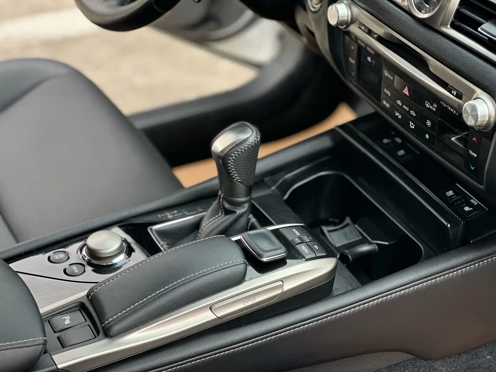 Фото 9 - Lexus GS