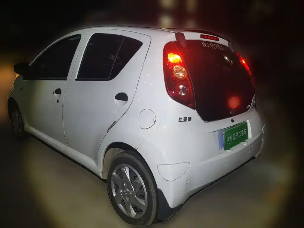 BYD F0 2017 2015 1.0L AMT Xuan Cool Edition