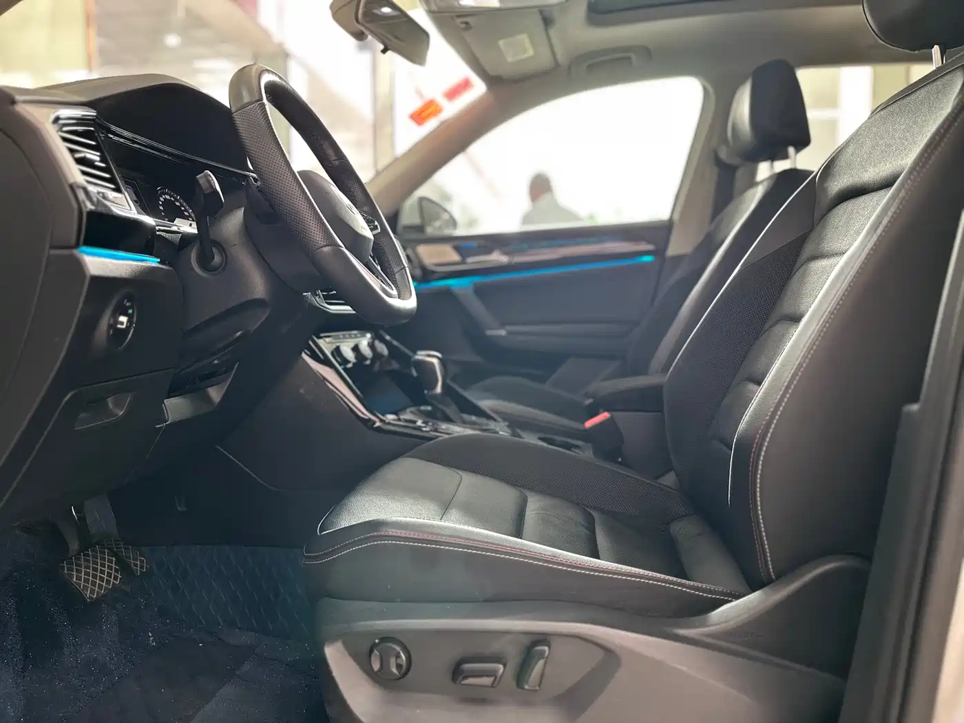 Volkswagen Tayron 2019 330TSI 2WD Luxury China VI фото 7