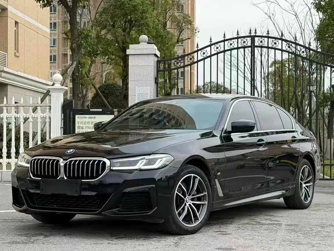 BMW 5 Series 2022 525Li M Sport Package