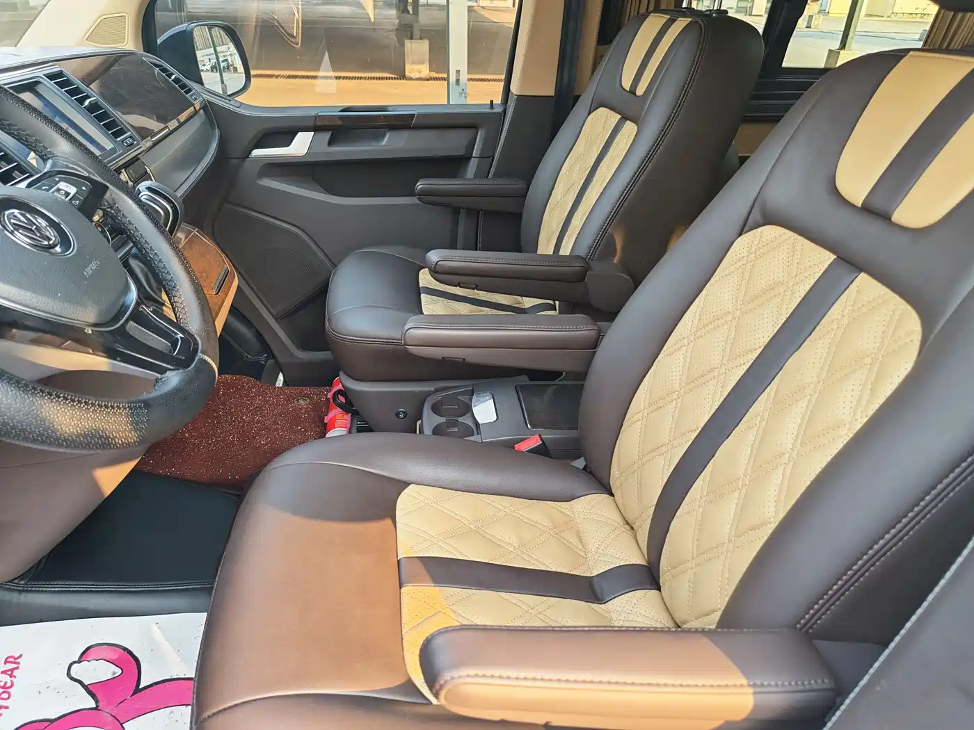 Volkswagen Caravelle 2019 2.0TSI 4WD Luxury 7-seater фото 7