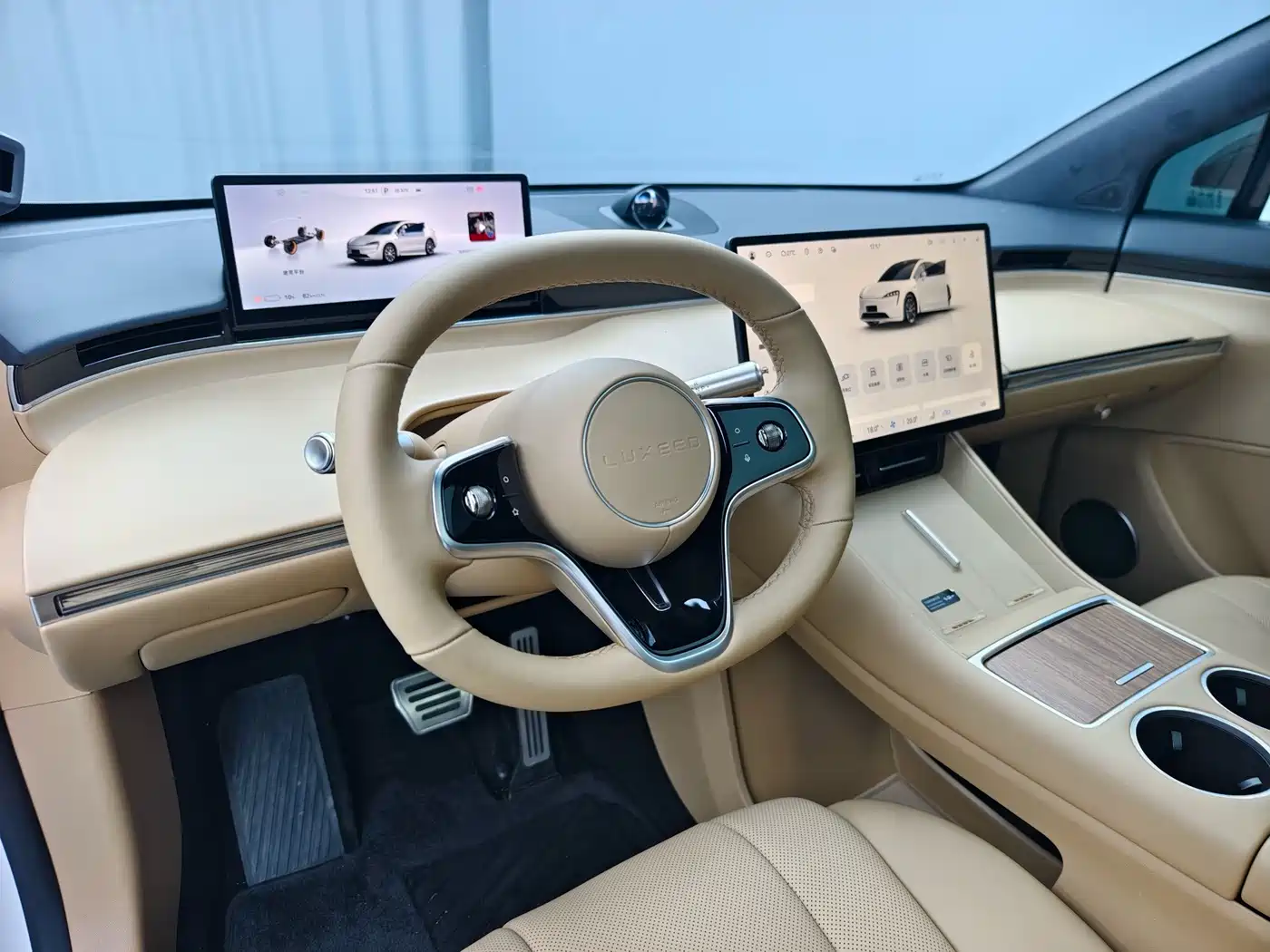 Zhijie Luxeed R7 2025 2024 Pure Electric 802km Max