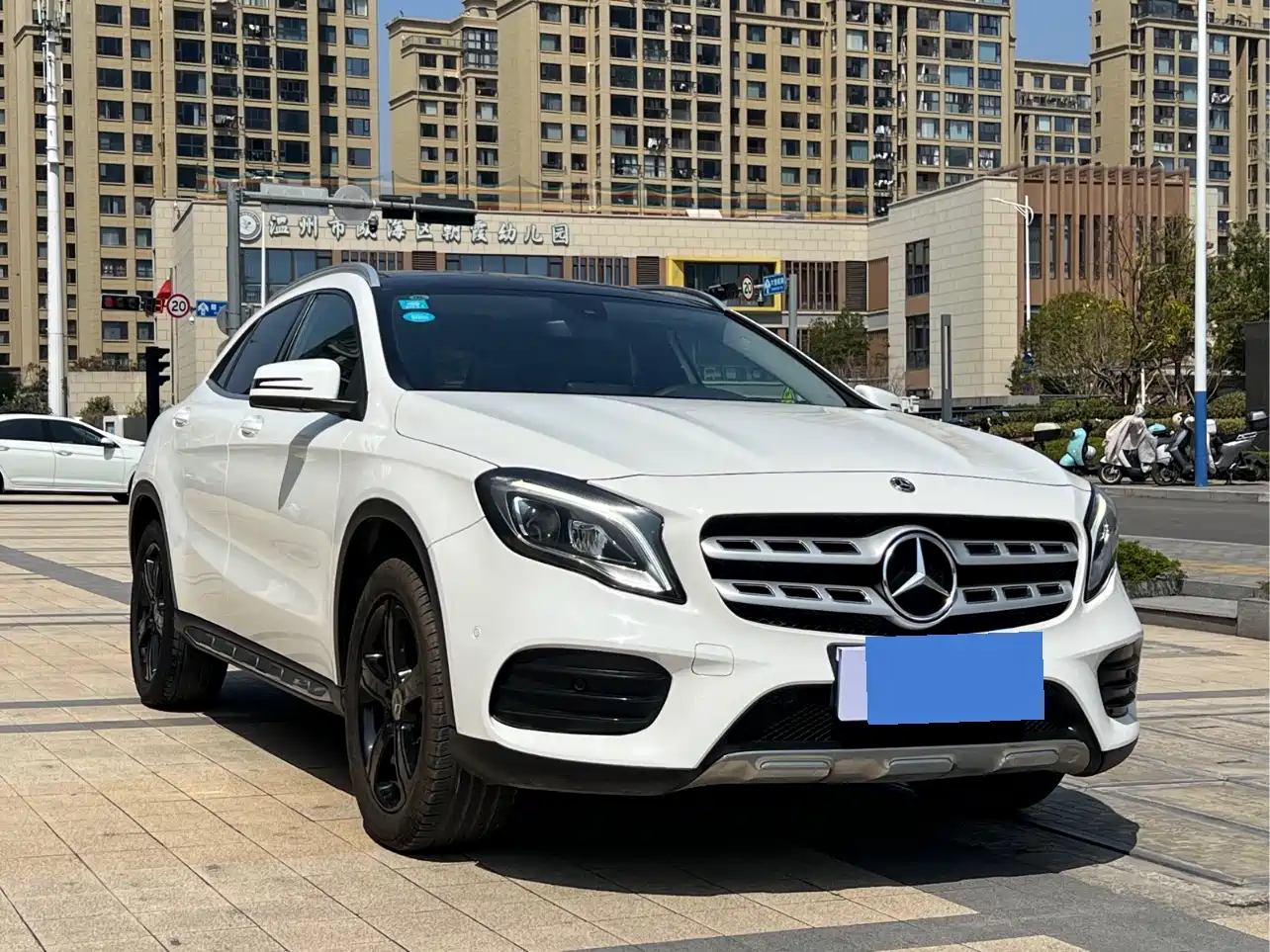 Mercedes-Benz GLA 2018 GLA 200 Dynamic фото 3