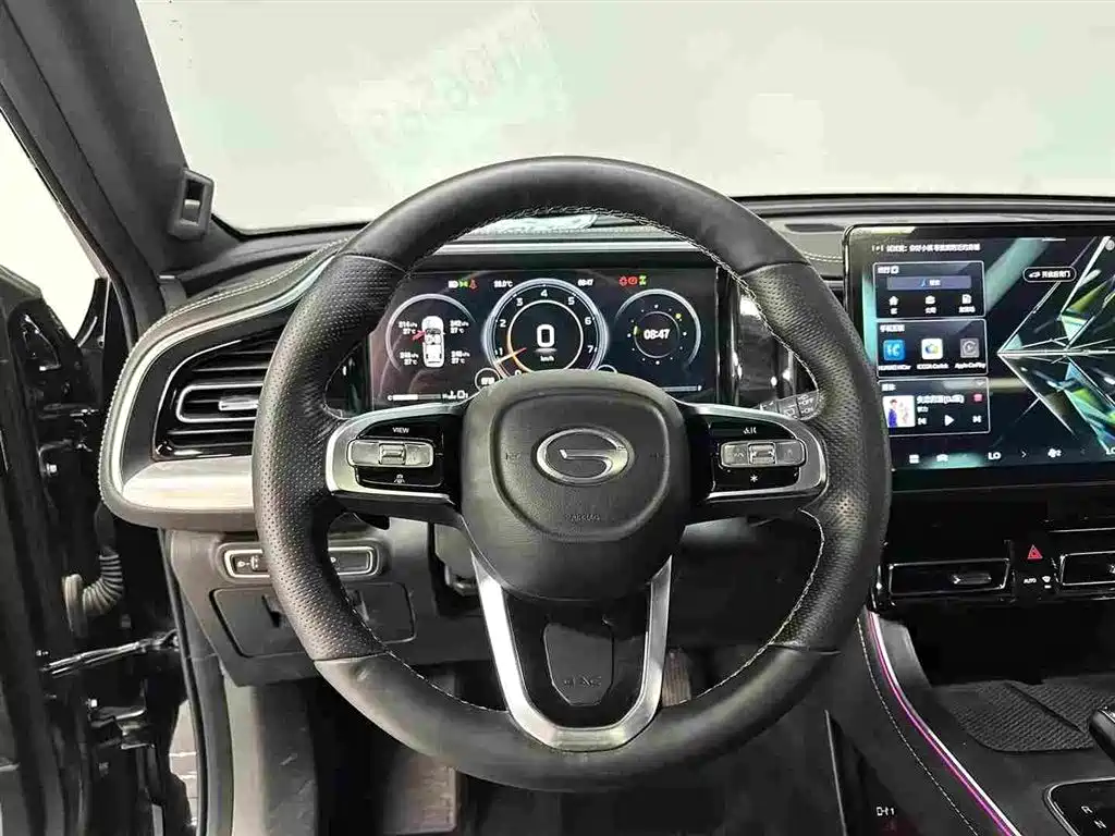 GAC Trumpchi Trumpchi GS8 2024 2024 Navigator Series 2.0TGDI 4WD Luxury Smart Connect Edition