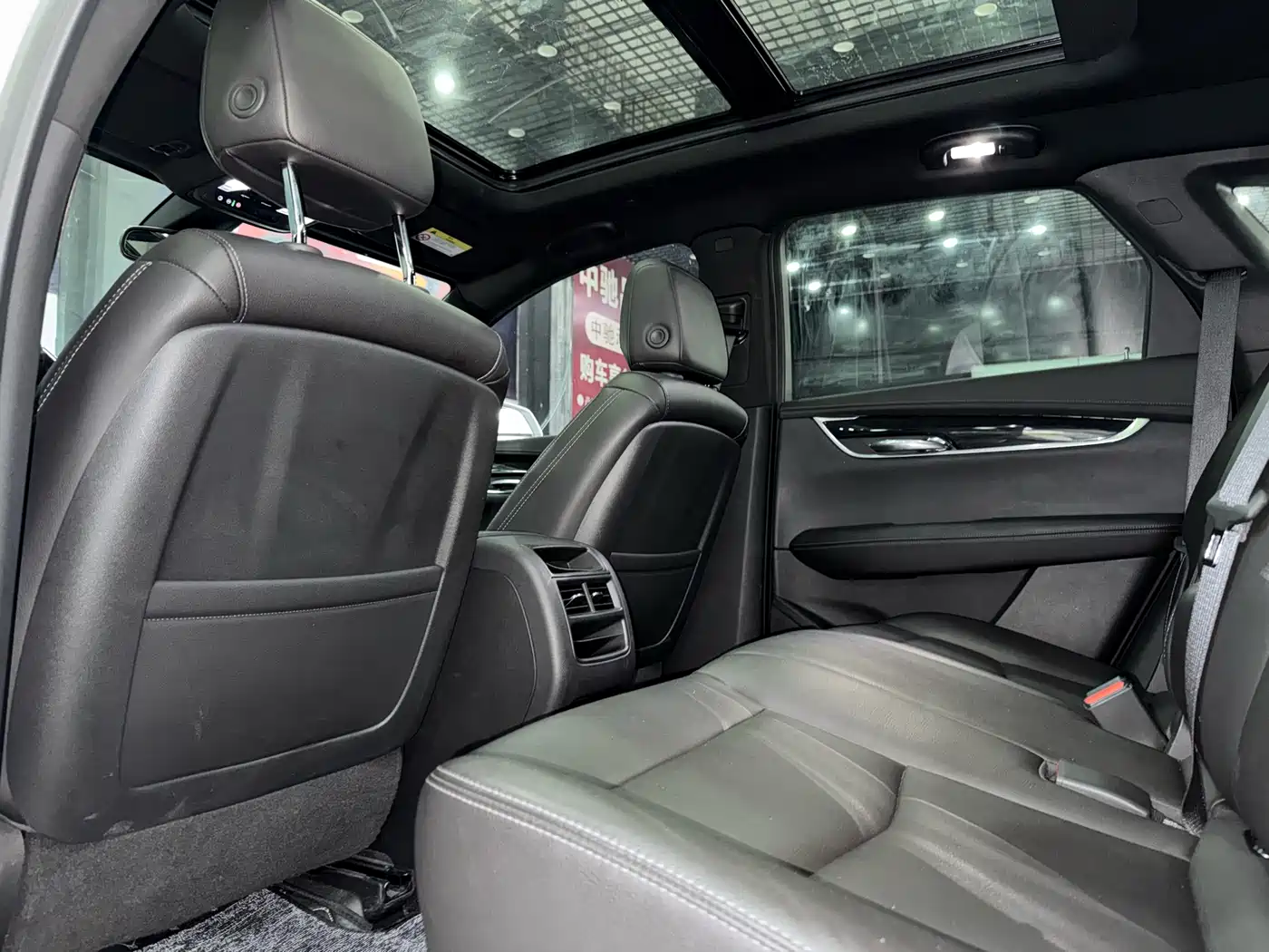 CADILLAC XT5