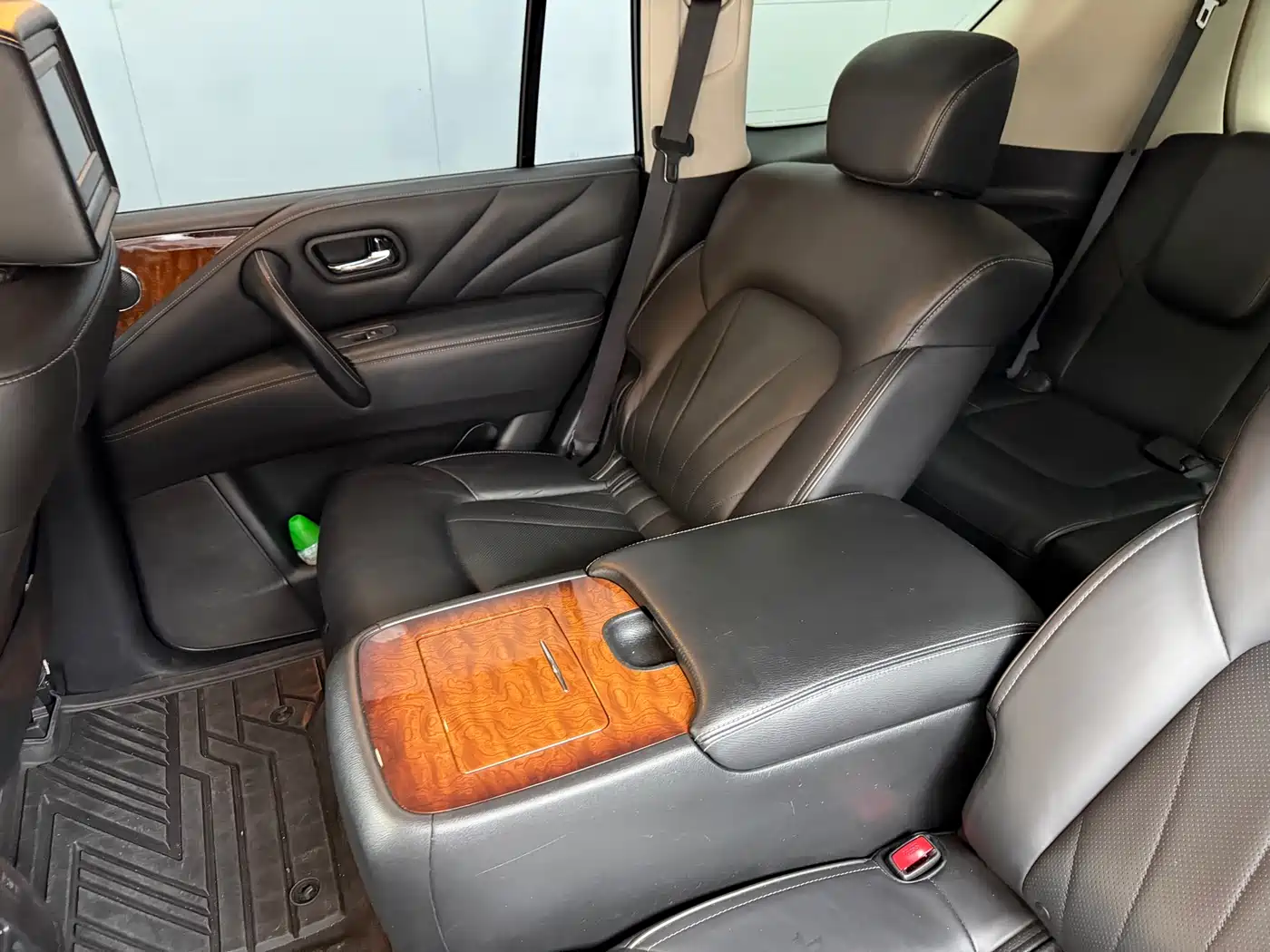 Infiniti QX80 2017 2016 5.6L 4WD