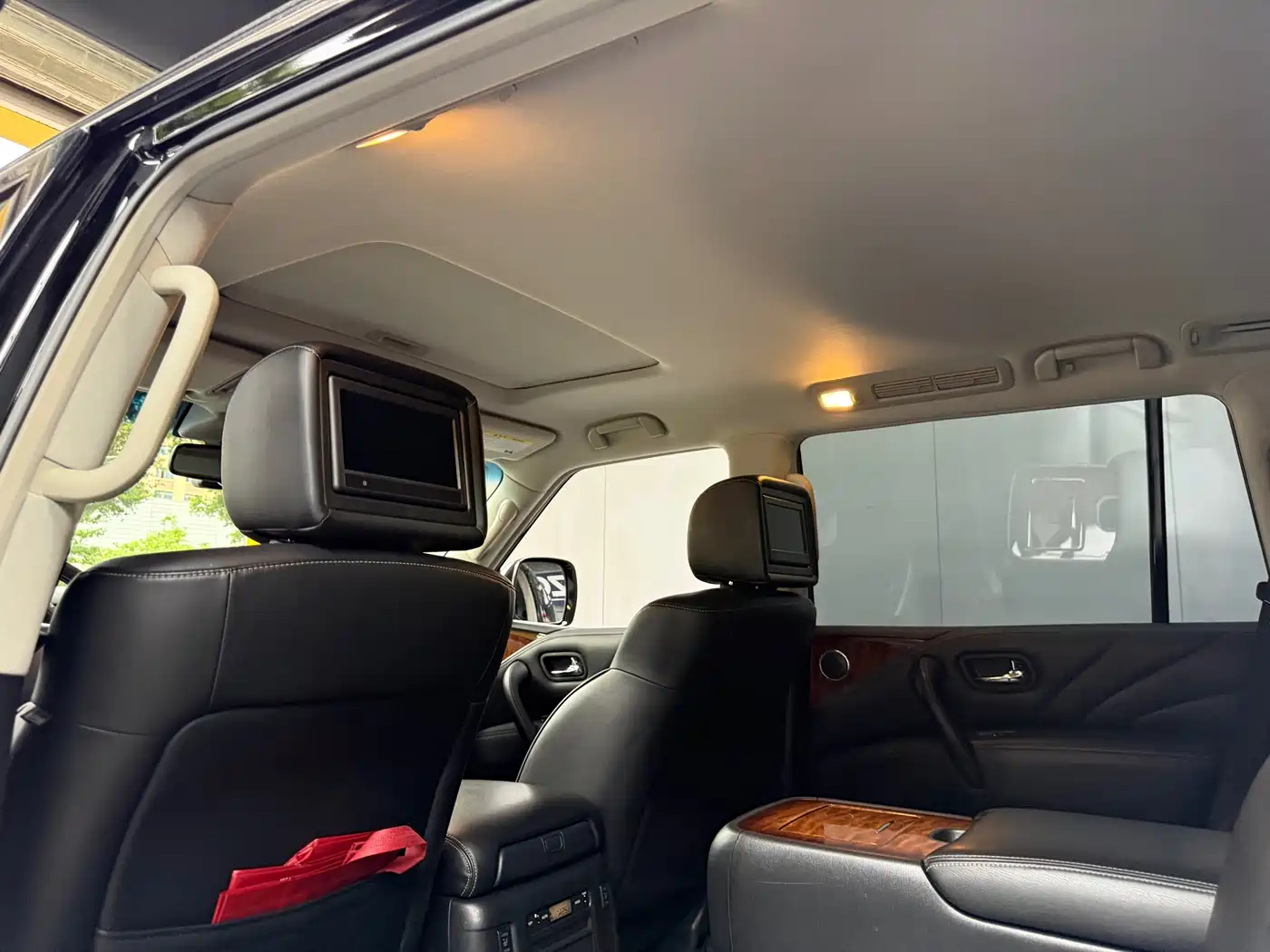 Infiniti QX80 2017 2016 5.6L 4WD
