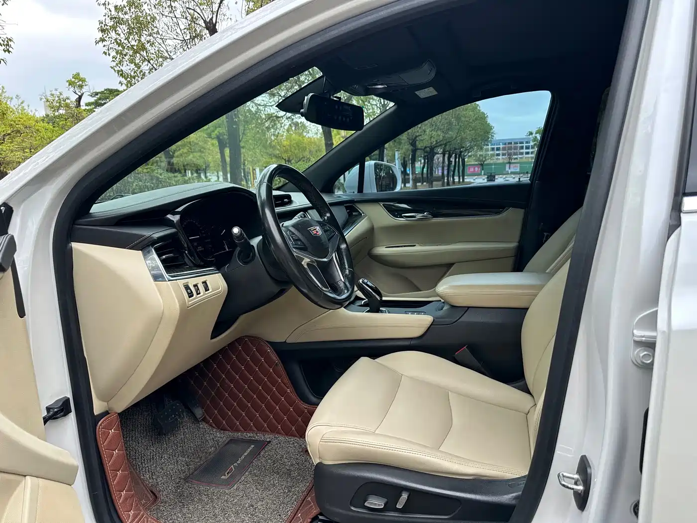 Cadillac XT5 2016 28T AWD Technology Model фото 10