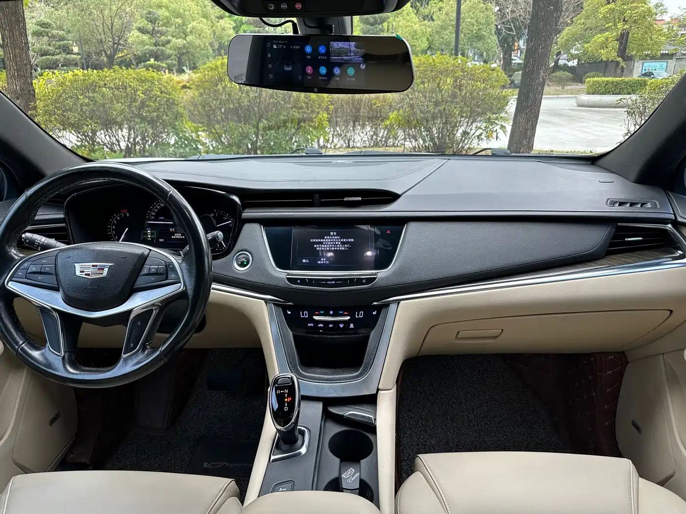 Cadillac XT5 2016 28T AWD Technology Model фото 14