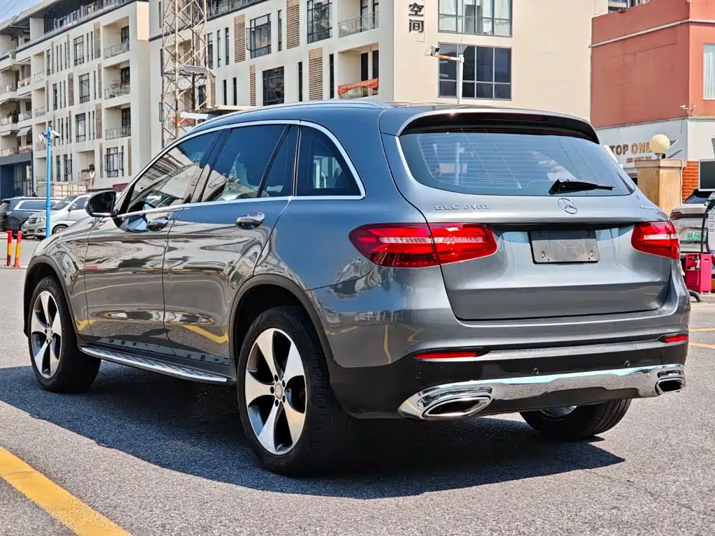 Фото 7 - Mercedes-Benz GLC