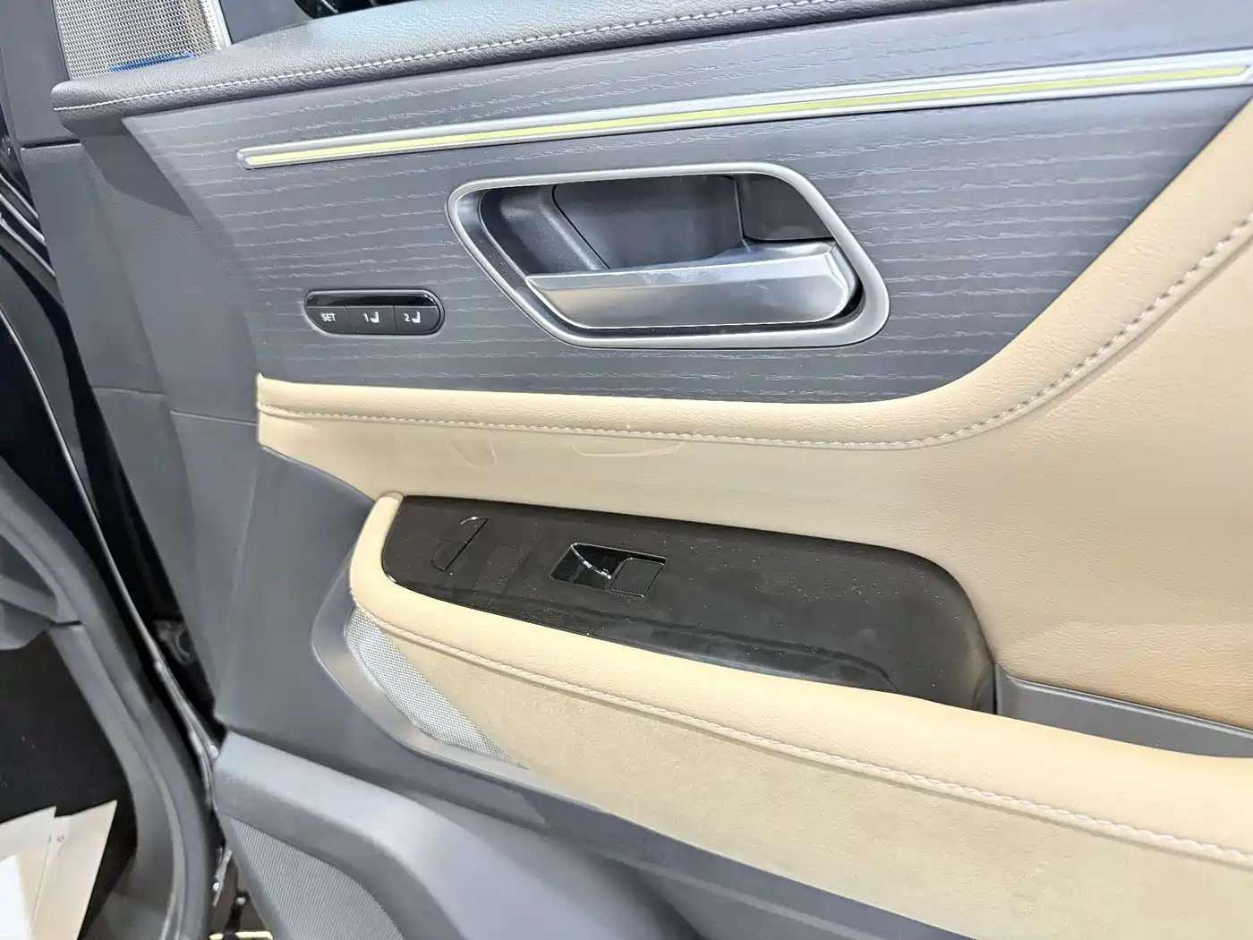 Infiniti QX80 2025 Autograph фото 10