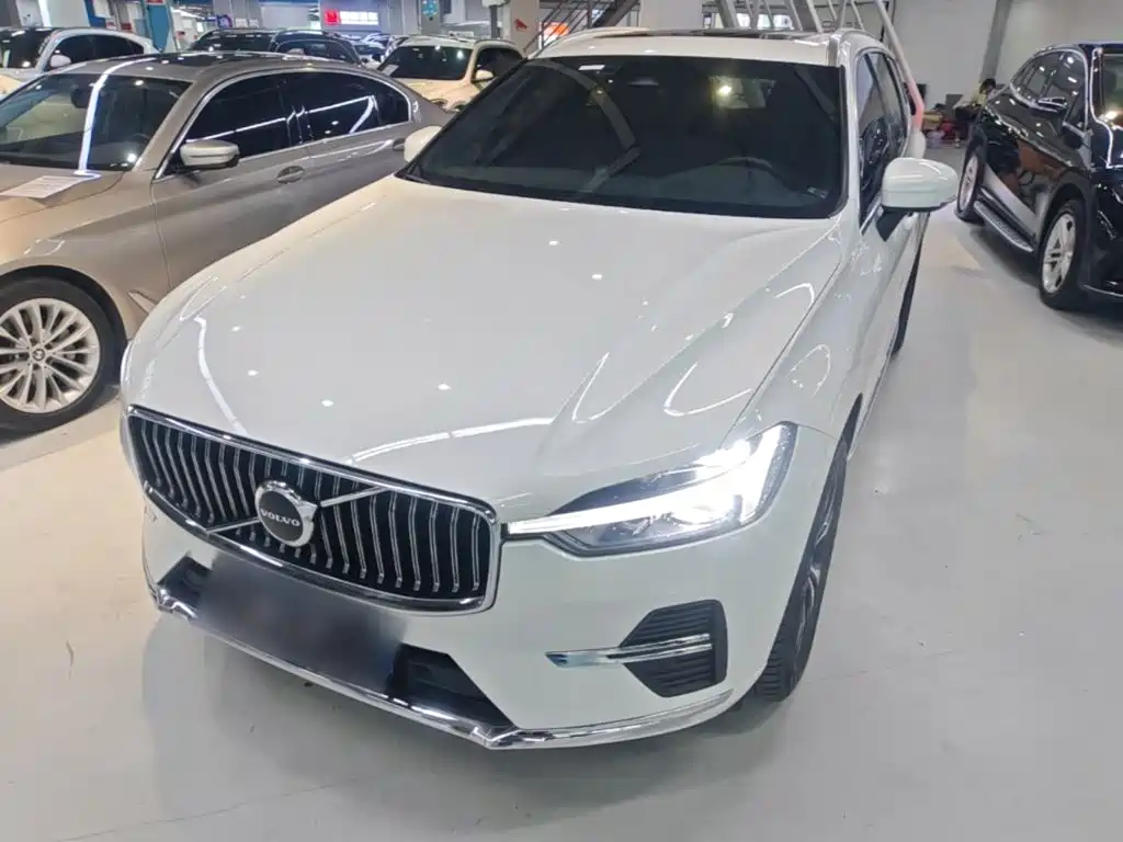 Volvo XC60 2024 — пригон из Китая