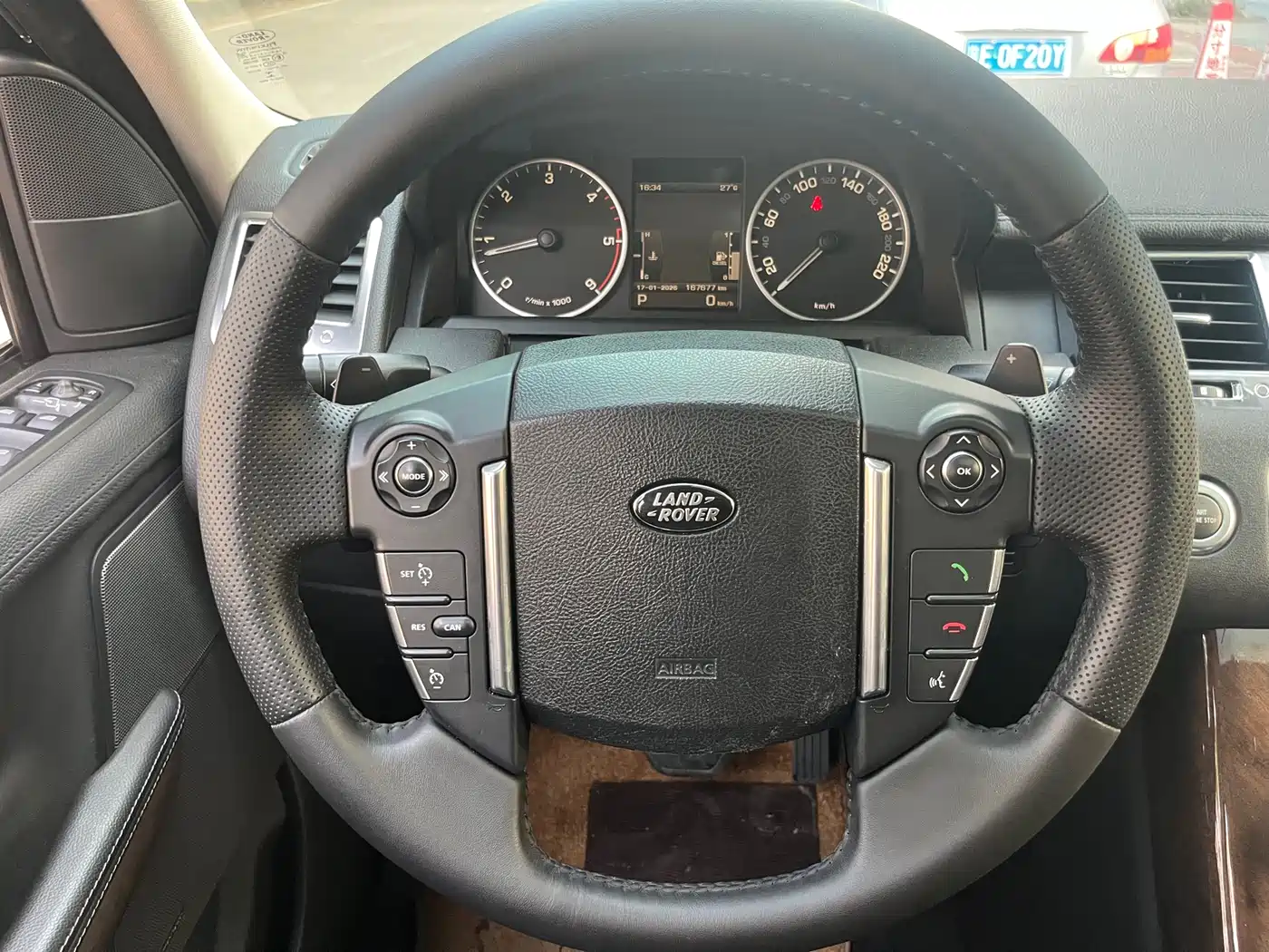 Land Rover Range Rover Sport 2010 3.0 TDV6 HSE Diesel фото 13