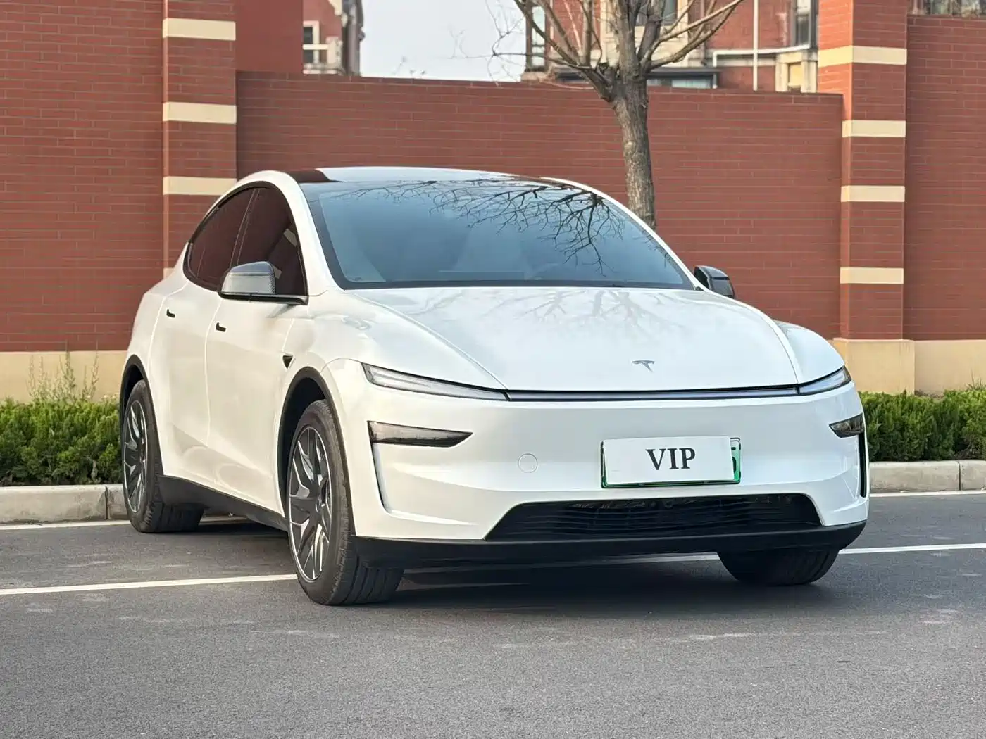 Tesla Model Y L 2025 Facelift Long Range AWD фото 3