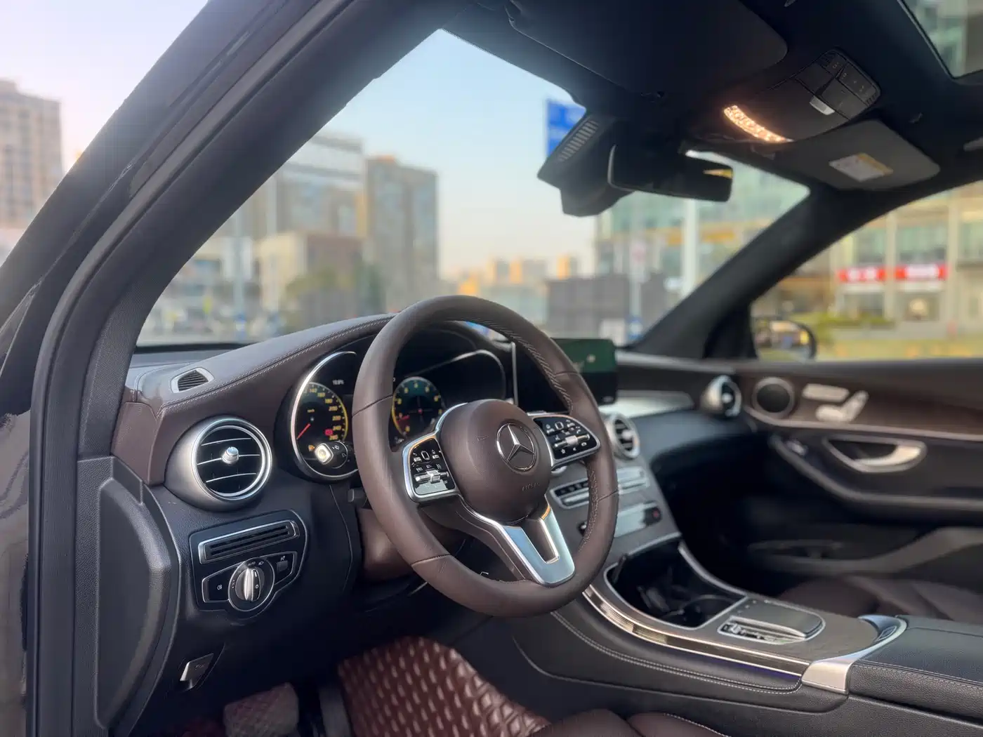 Mercedes-Benz GLC 2020 Facelift GLC 300 L 4MATIC Dynamic фото 5
