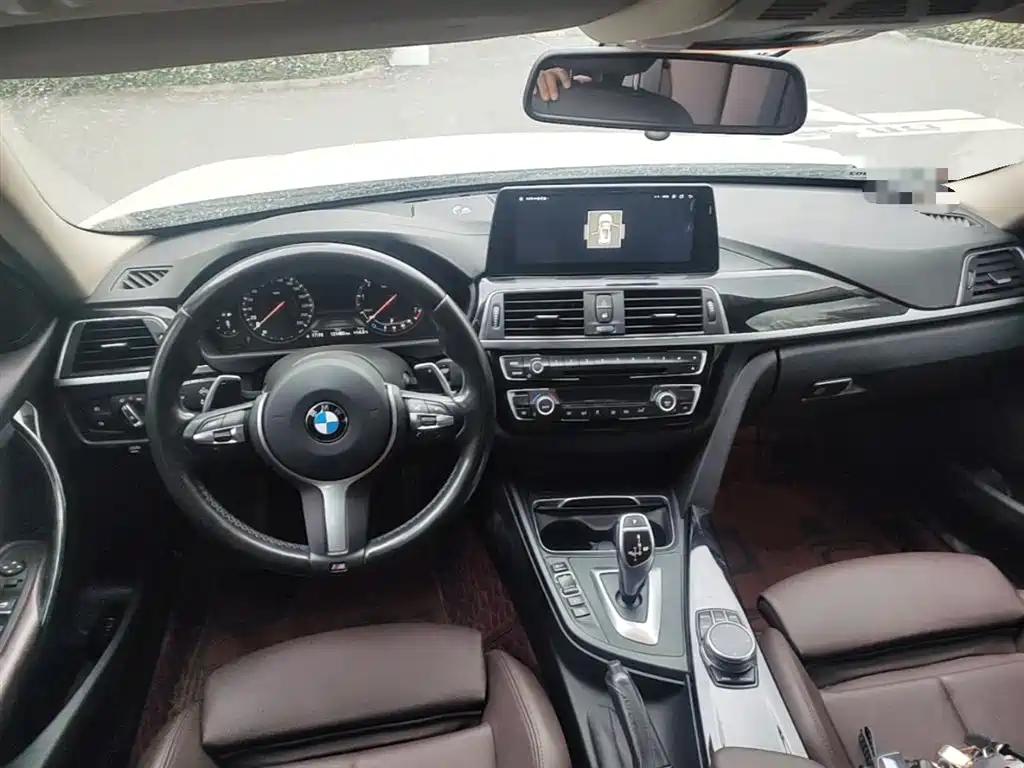 BMW 3 Series 2019 320Li M Sport Package фото 16