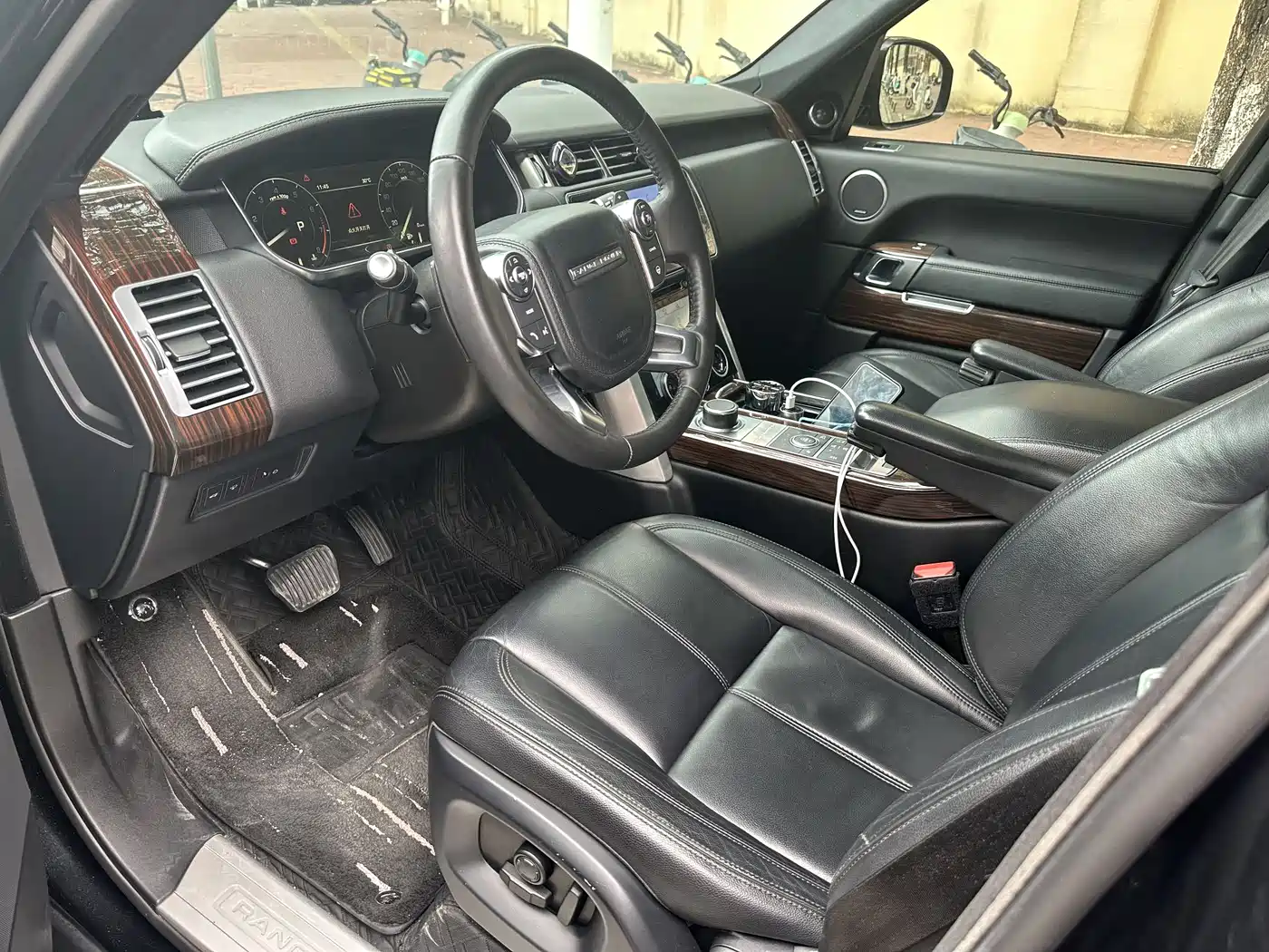 Land Rover Range Rover 2016 3.0 SC V6 Vogue LWB фото 4