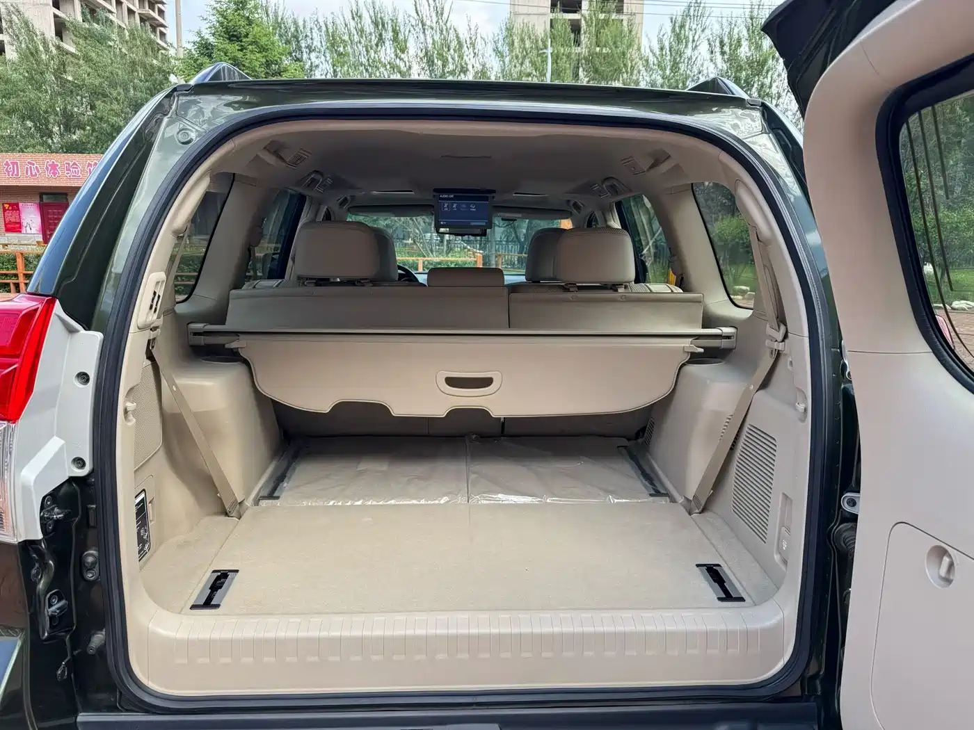 Toyota Prado 2010 4.0L Automatic VX NAVI фото 8