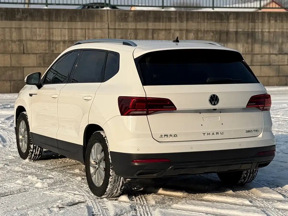 Volkswagen Tharu 2022 280TSI FWD Luxury Edition фото 4