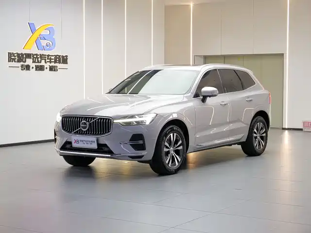 Volvo XC60 2024 B5 AWD Zhiyi Luxury Edition