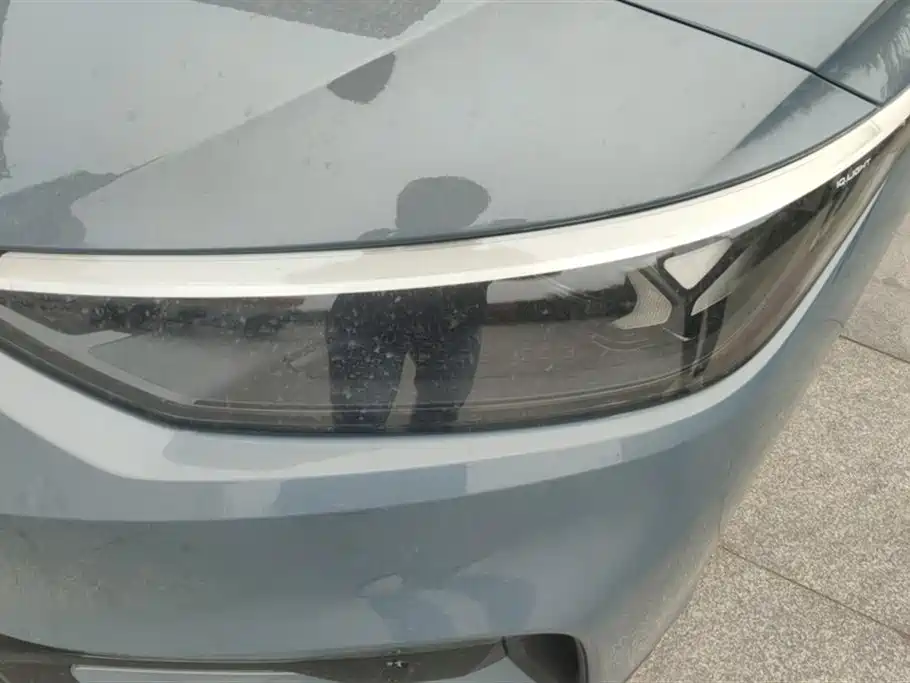 VOLKSWAGEN ID.7 VIZZION