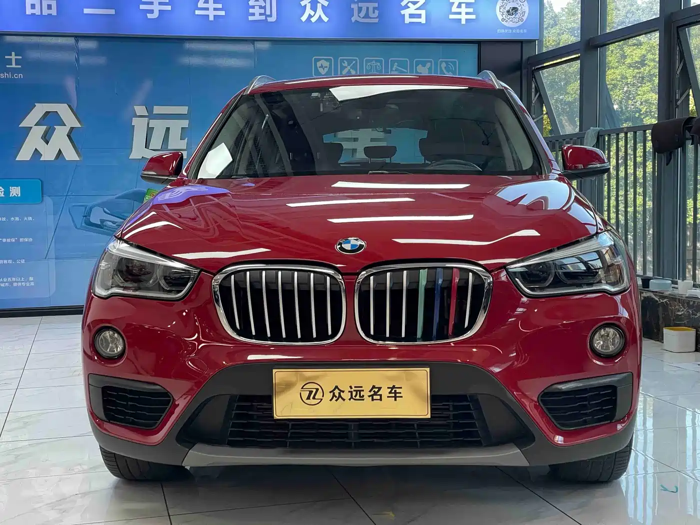 BMW X1 2018 sDrive20Li Leading Model фото 2