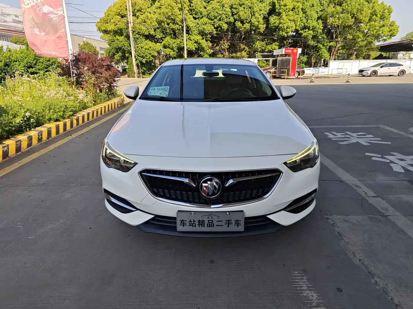 Buick Regal 2017 20T Luxury Model фото 2