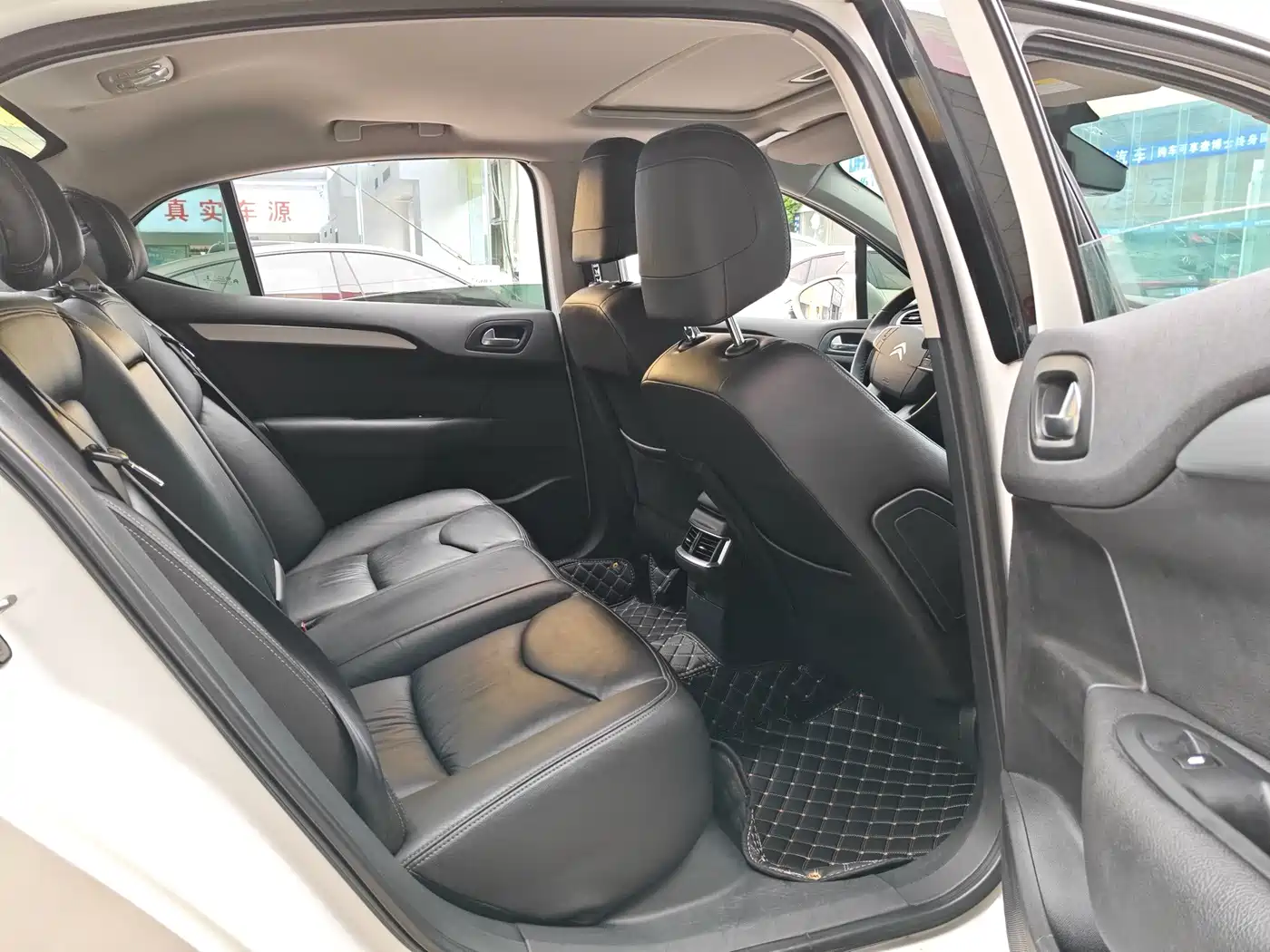 Citroën C4L 2017 2016 1.2T Auto Elite Version