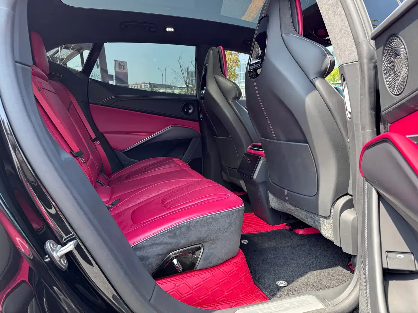 LOTUS SPORTS CAR ELETRE