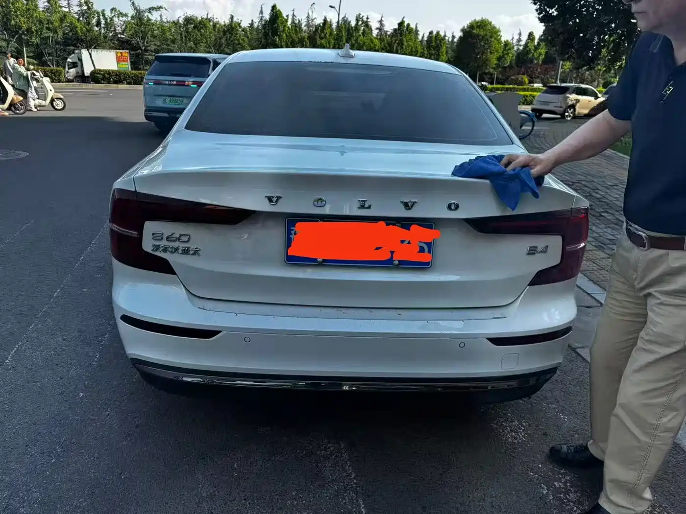 Фото 4 - Volvo S60