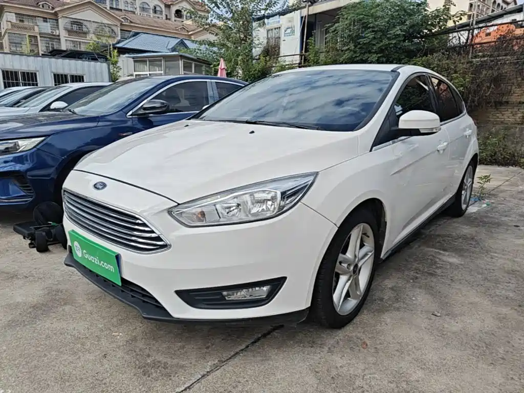 Photo 1 - Ford Focus