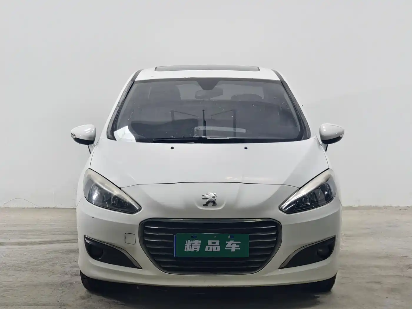Peugeot 308 2013 2013 Model 1.6L Manual Superior Style