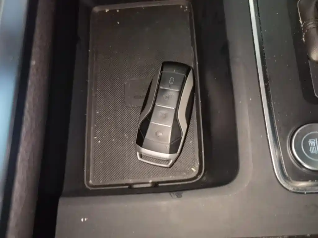 BYD Tang 2020 2019 2.0T Automatic Smart Connect Luxury 5-seater China VI