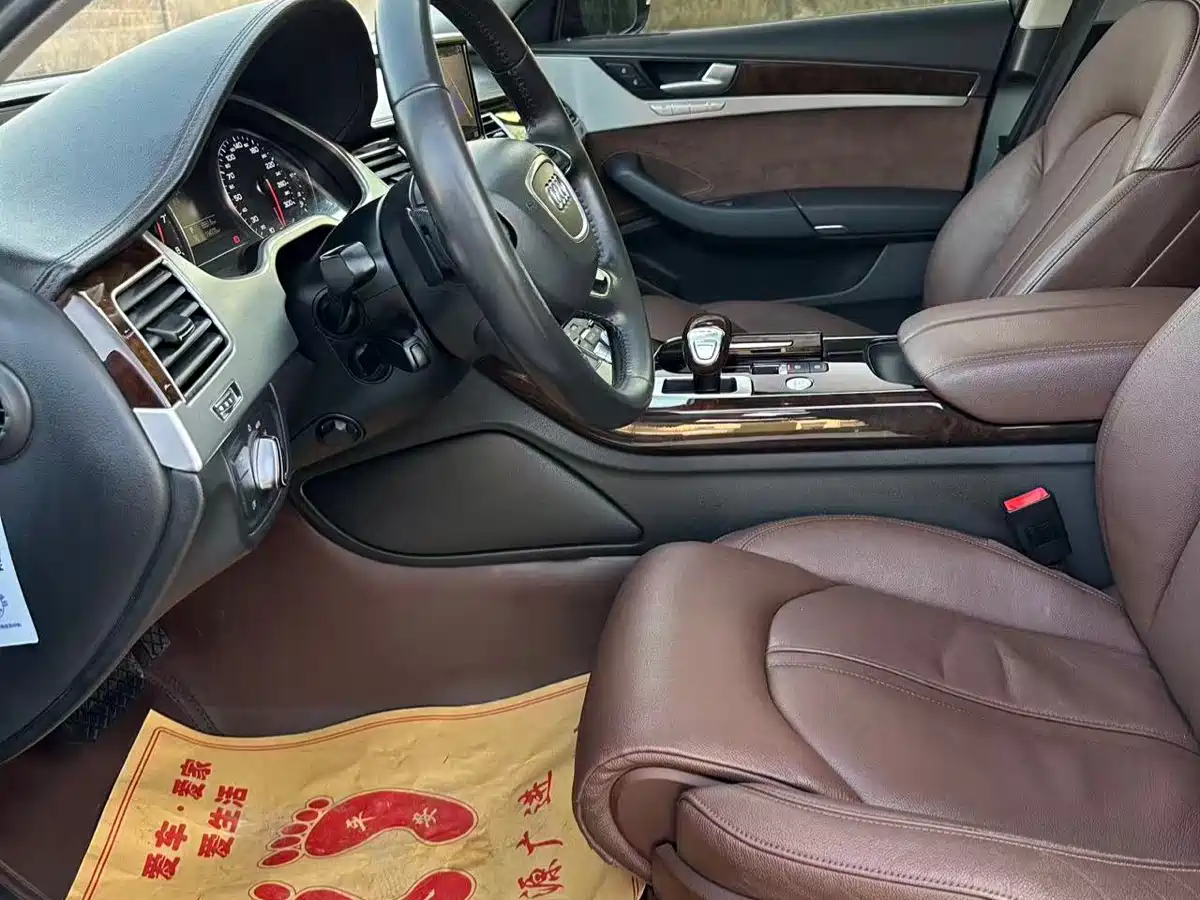 Audi A8 2016 A8L 45 TFSI quattro Comfort фото 4