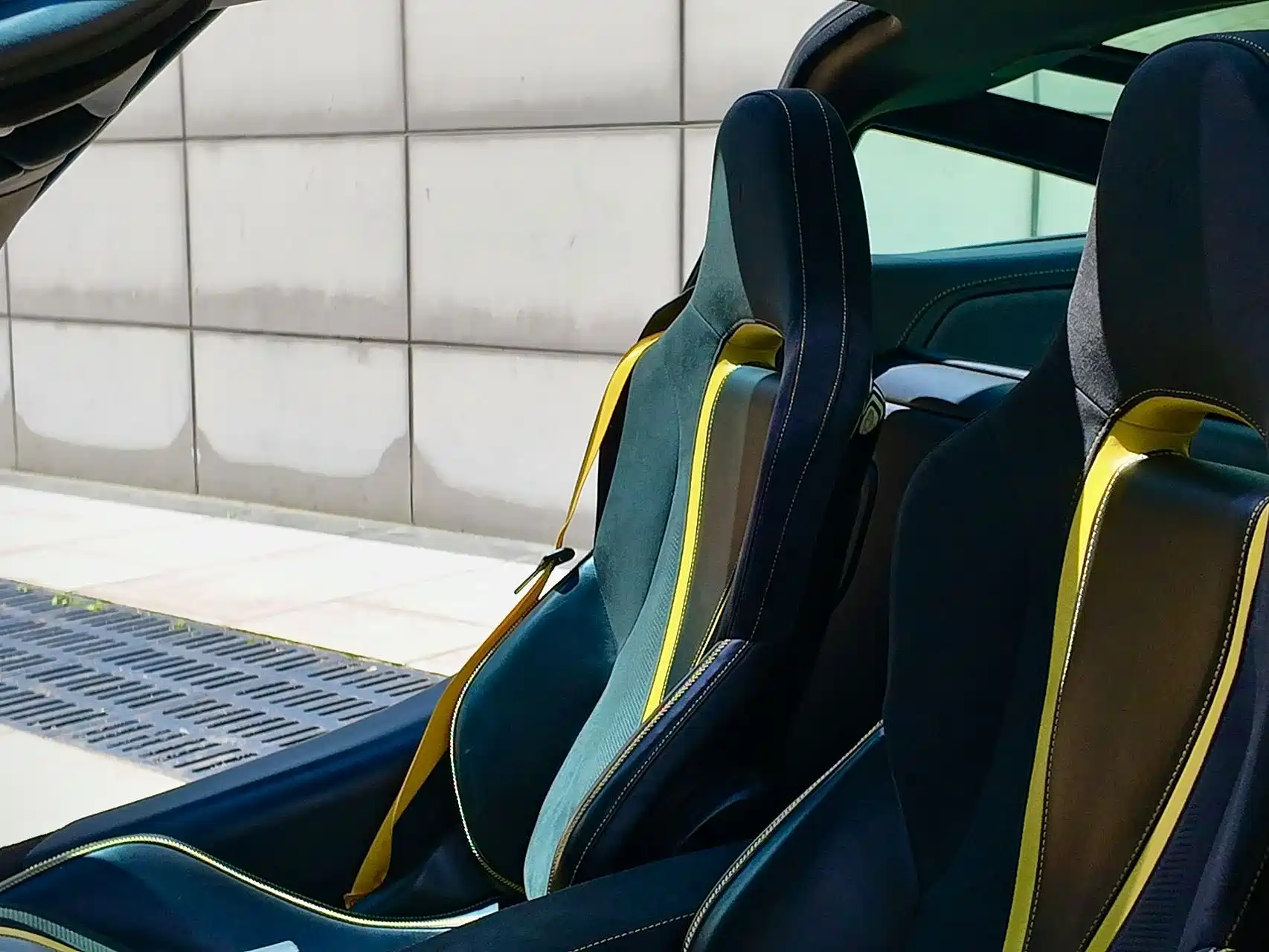 Photo 17 - McLaren 720S