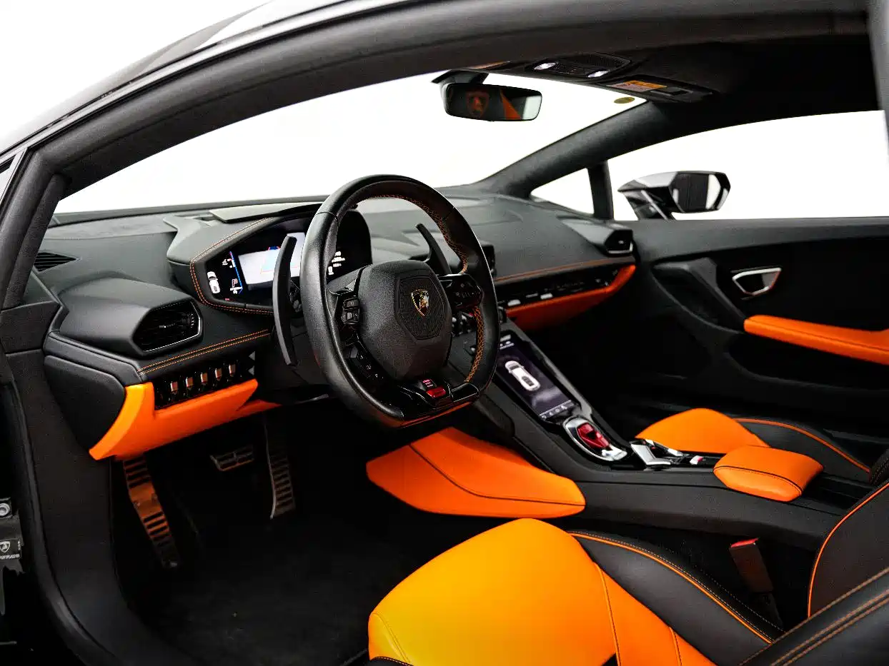 LAMBORGHINI HURACÁN