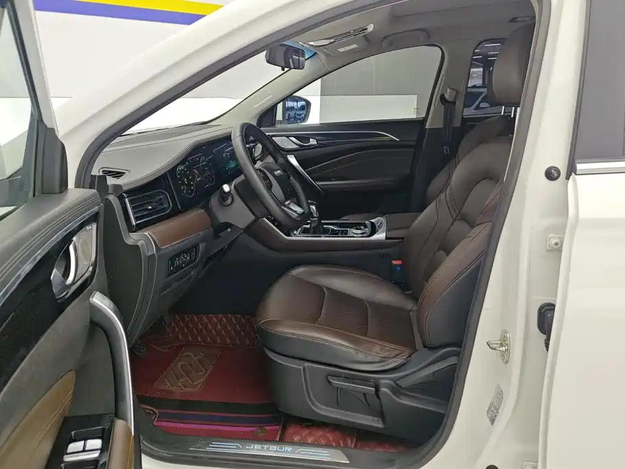 Jetour X90 2022 2021 1.5T Manual Shadow Fun 7-seater
