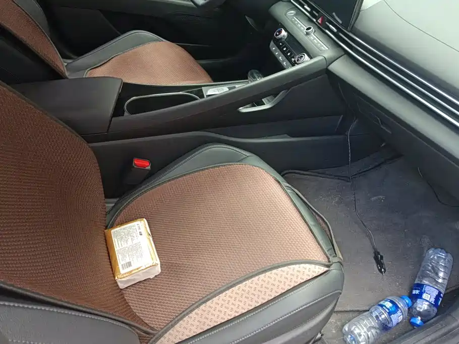 Hyundai Elantra 2026 2023 Model 1.5L CVT LUX Premium Edition