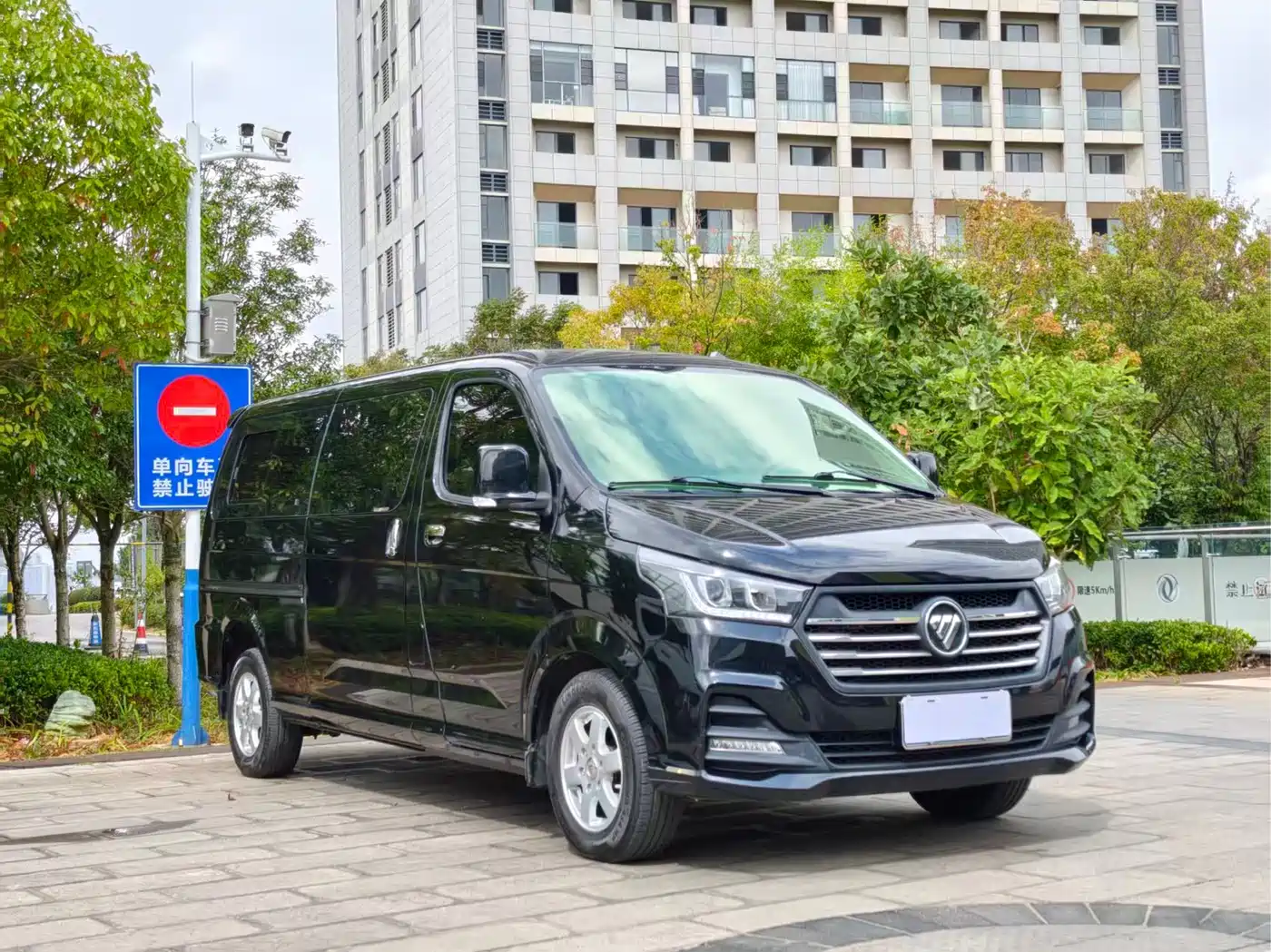 Foton Fengjing G5 2023 2022 2.0T Diesel Business Travel Version Passenger Van 7/9-seater 4F20TC3