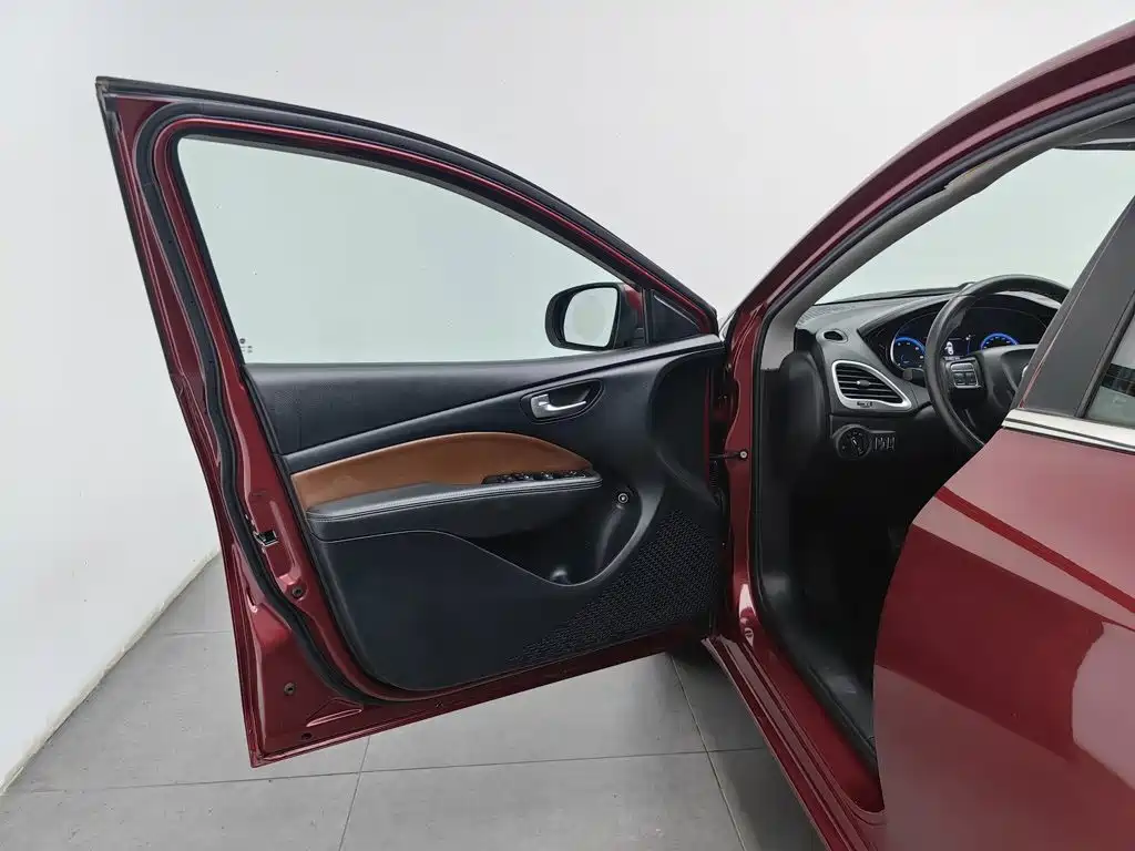Fiat Viaggio 2016 2015 1.4T Auto Sport Edition