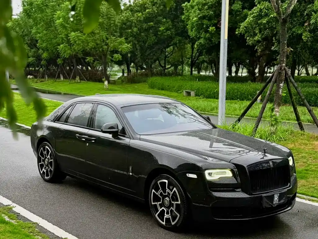 Фото 3 - Rolls-Royce Ghost