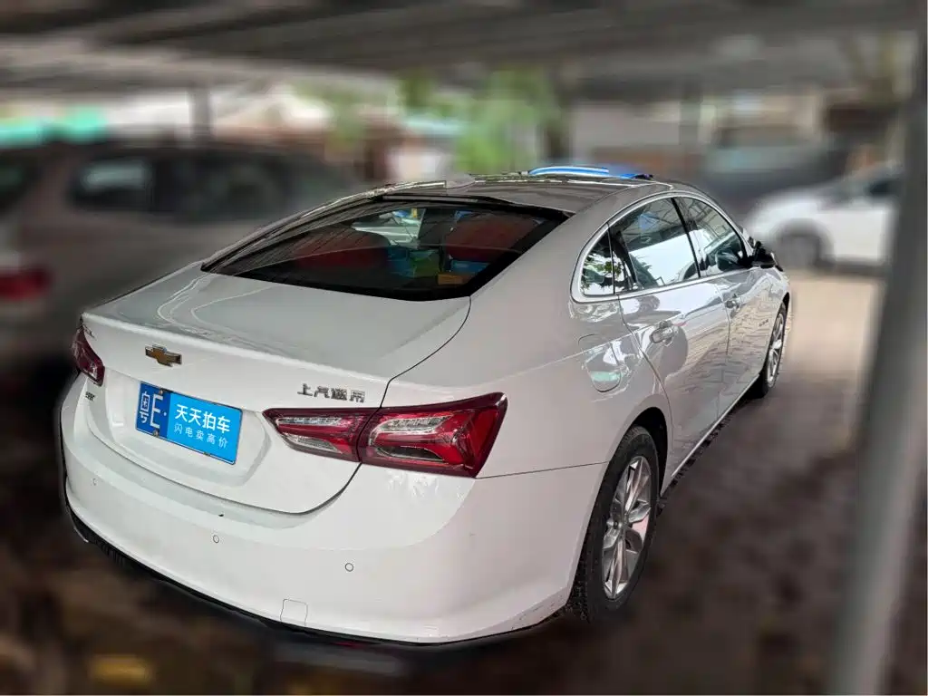 Фото 2 - Chevrolet Malibu XL